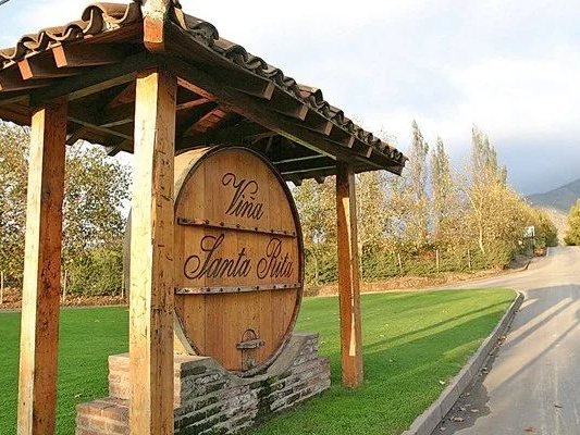 Wine barrel sign at the entrance of Viña Santa Rita, Maipo Valley, Chile